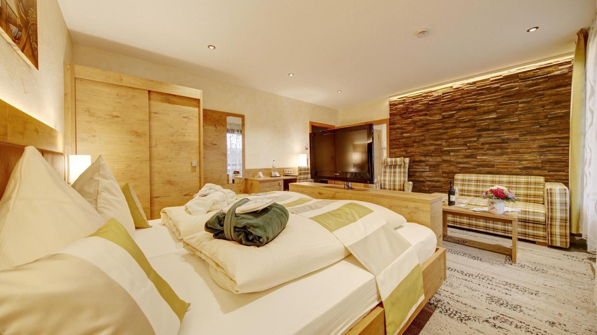Wellness-Hotel Talblick Шёмберг Экстерьер фото