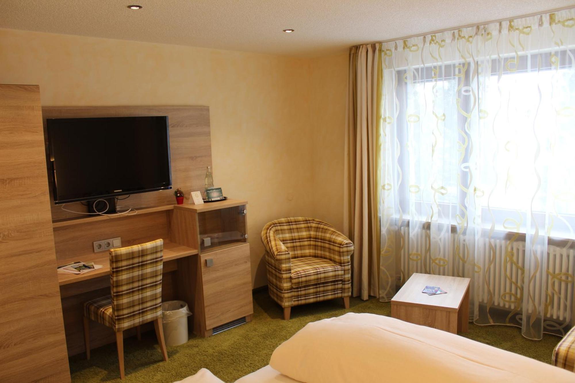 Wellness-Hotel Talblick Шёмберг Экстерьер фото