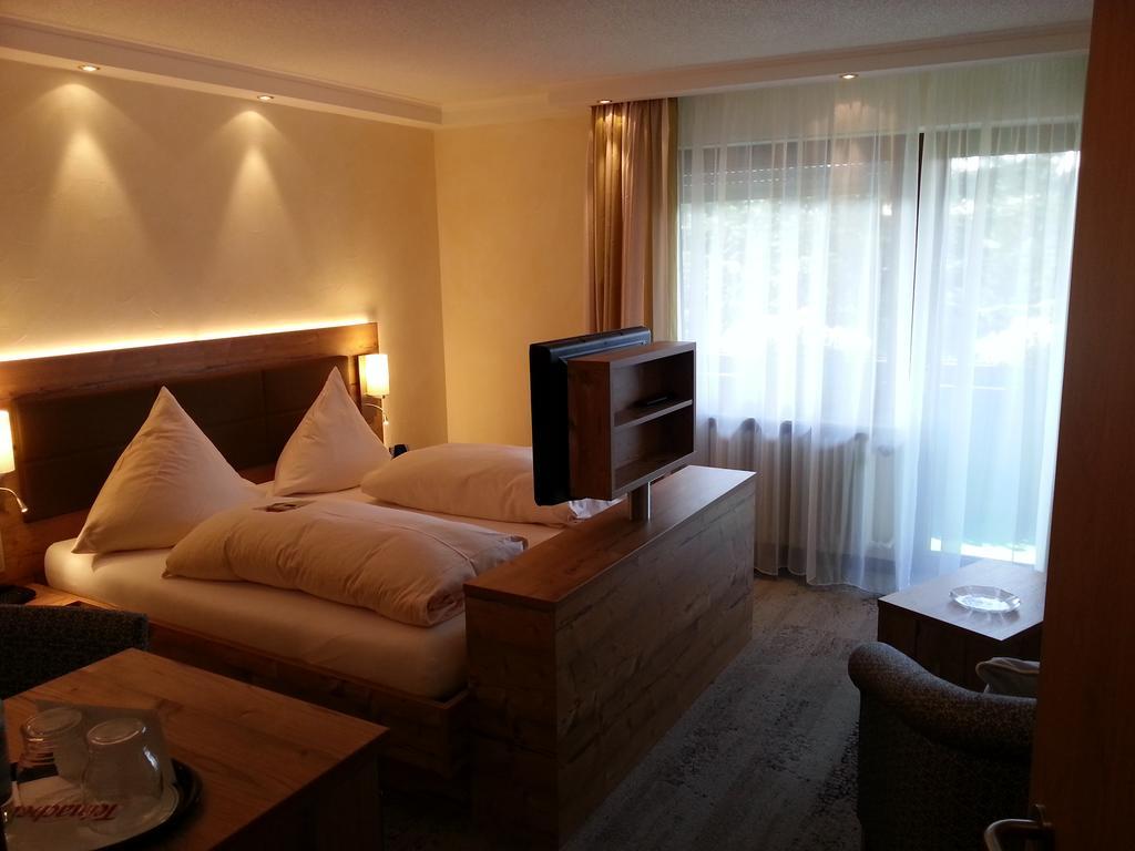 Wellness-Hotel Talblick Шёмберг Экстерьер фото
